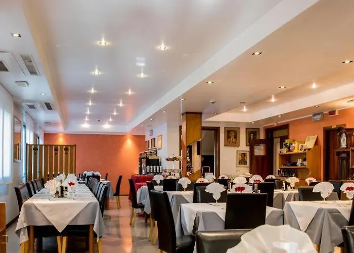 Ridente Hotel 3*